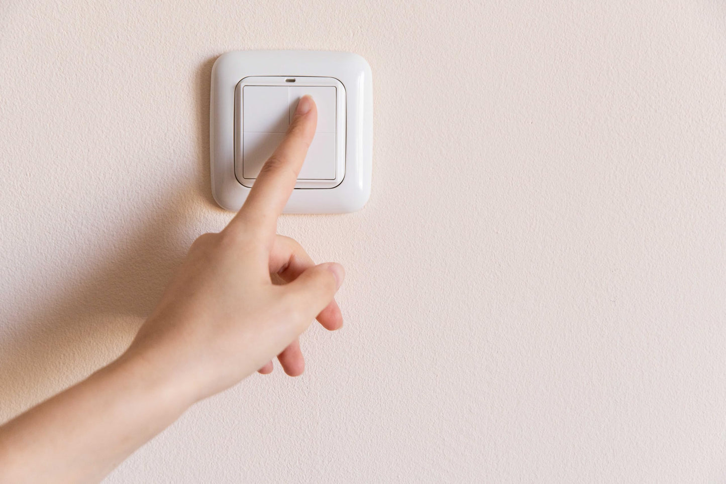 shelly Adattatore per interruttore a parete Shelly Gira e Merten - Shelly Wall Switch Adapter Gira and Merten