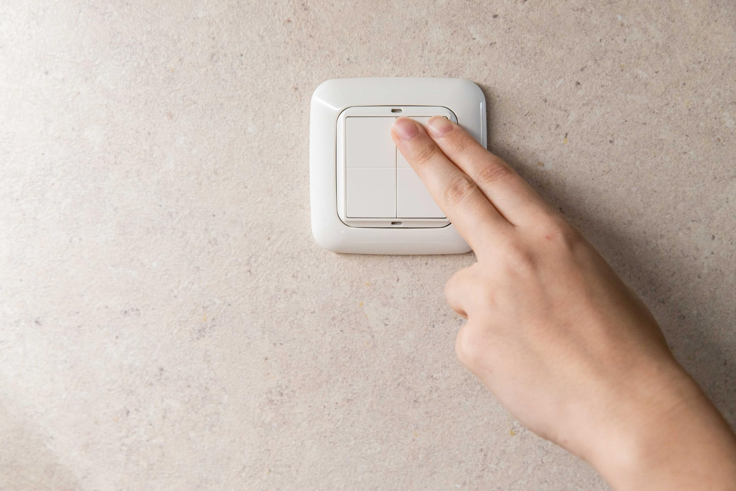 shelly Adattatore per interruttore a parete Shelly Gira e Merten - Shelly Wall Switch Adapter Gira and Merten