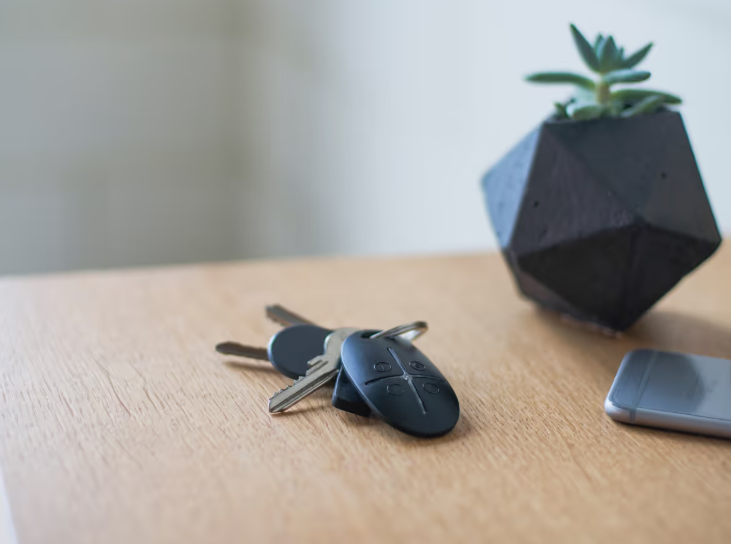 Ajax - Telecomando wireless, bidirezionale con pulsante anti panico (SpaceControl Jeweller) 38167.04.BL1